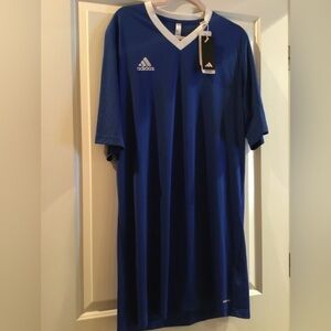 NEW Adidas men’s tshirt size XL